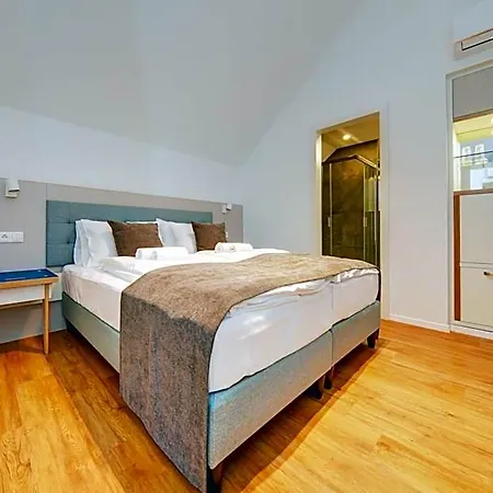 B&B Fekete Sas Strigoniu