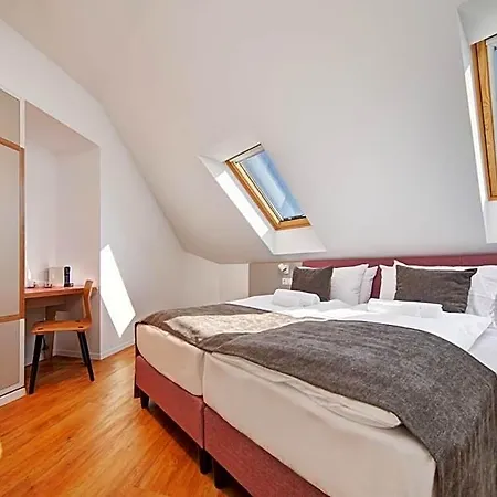 B&B Fekete Sas Strigoniu