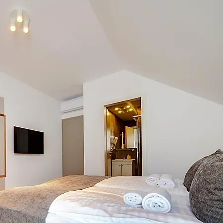 B&B Fekete Sas Strigoniu